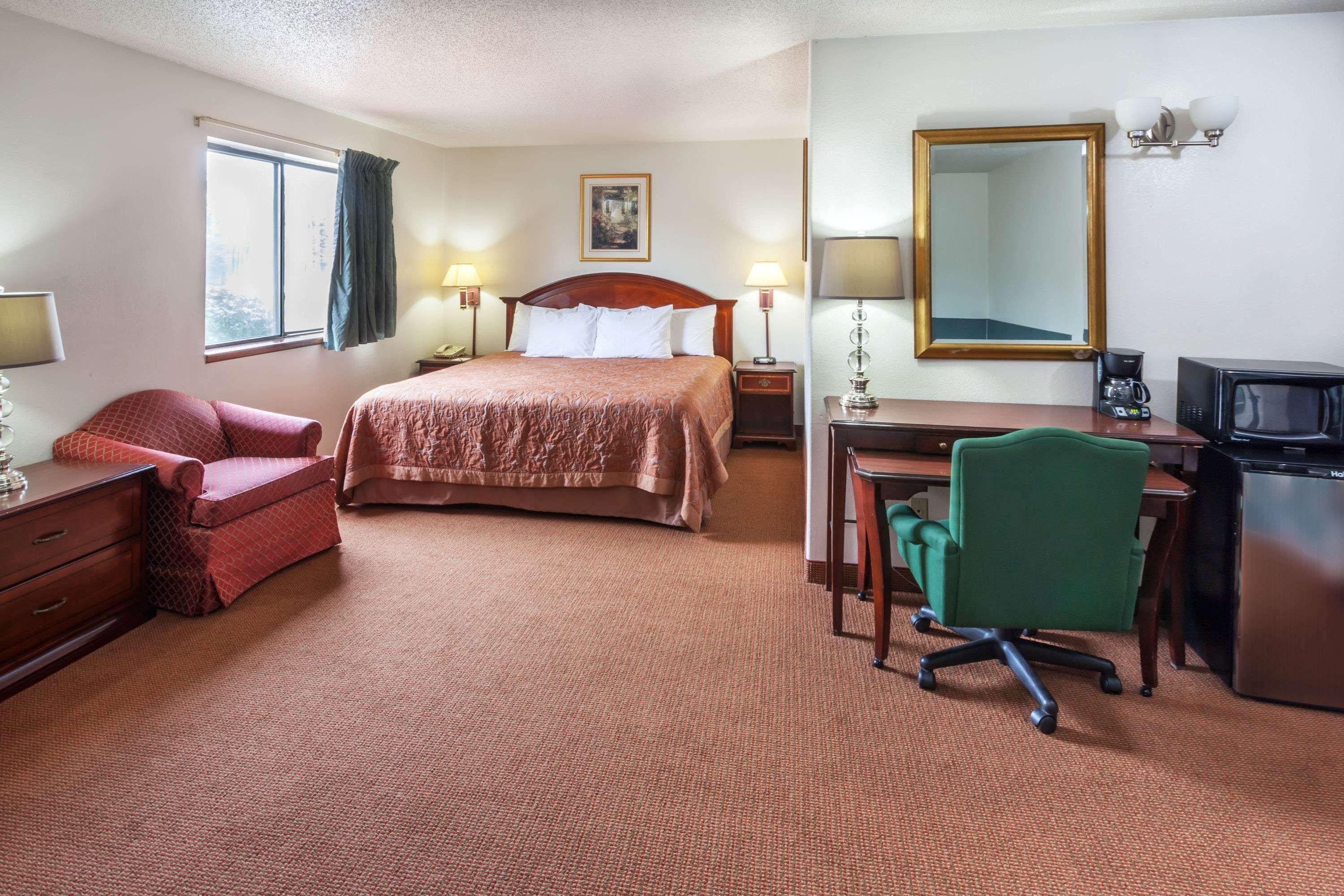 Oyo Hotel Portage I-94 Εξωτερικό φωτογραφία