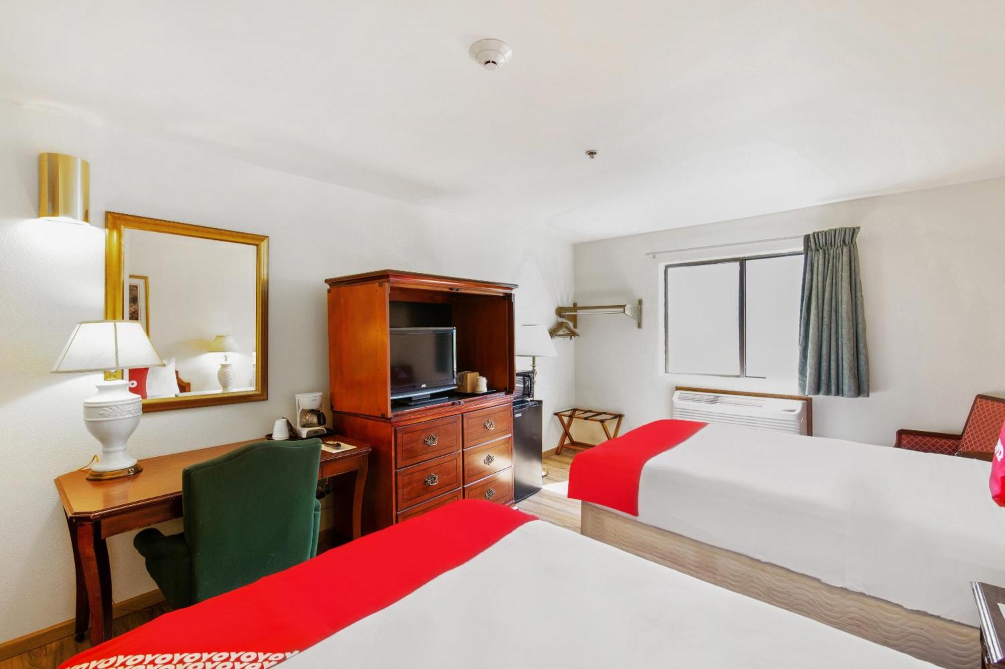 Oyo Hotel Portage I-94 Εξωτερικό φωτογραφία