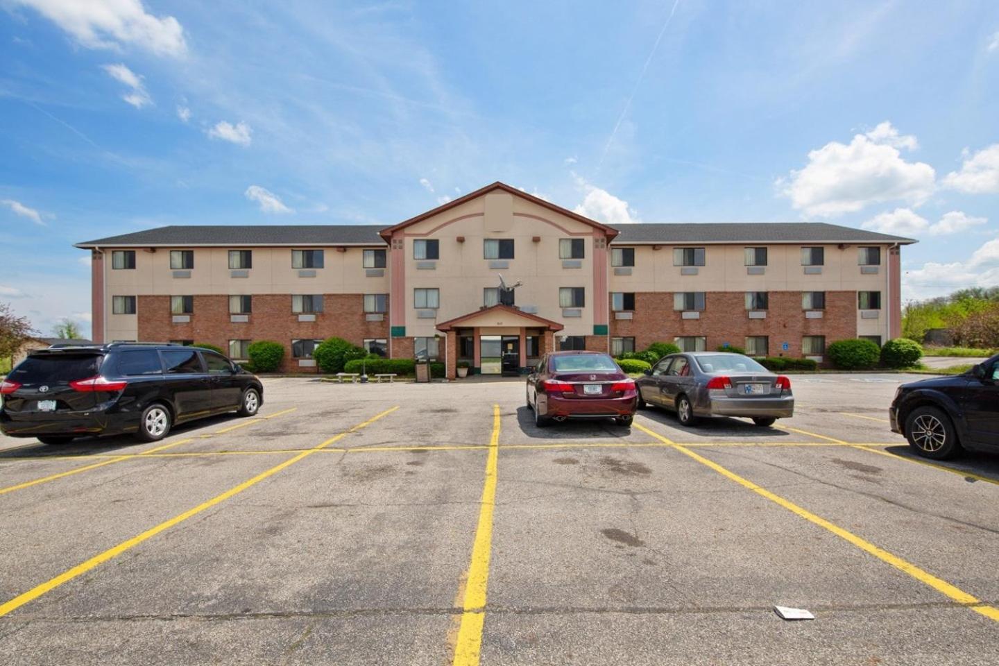 Oyo Hotel Portage I-94 Εξωτερικό φωτογραφία