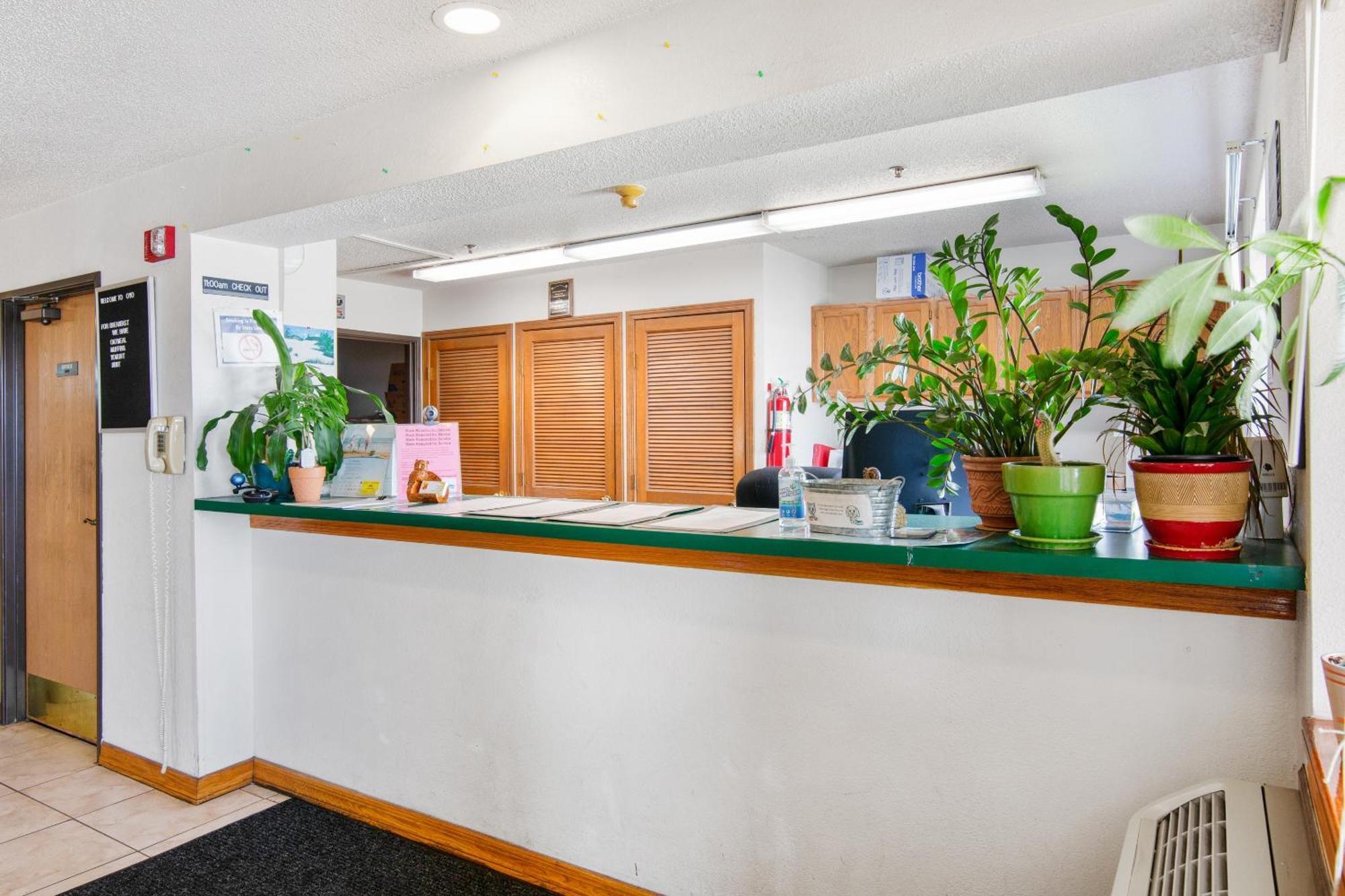Oyo Hotel Portage I-94 Εξωτερικό φωτογραφία