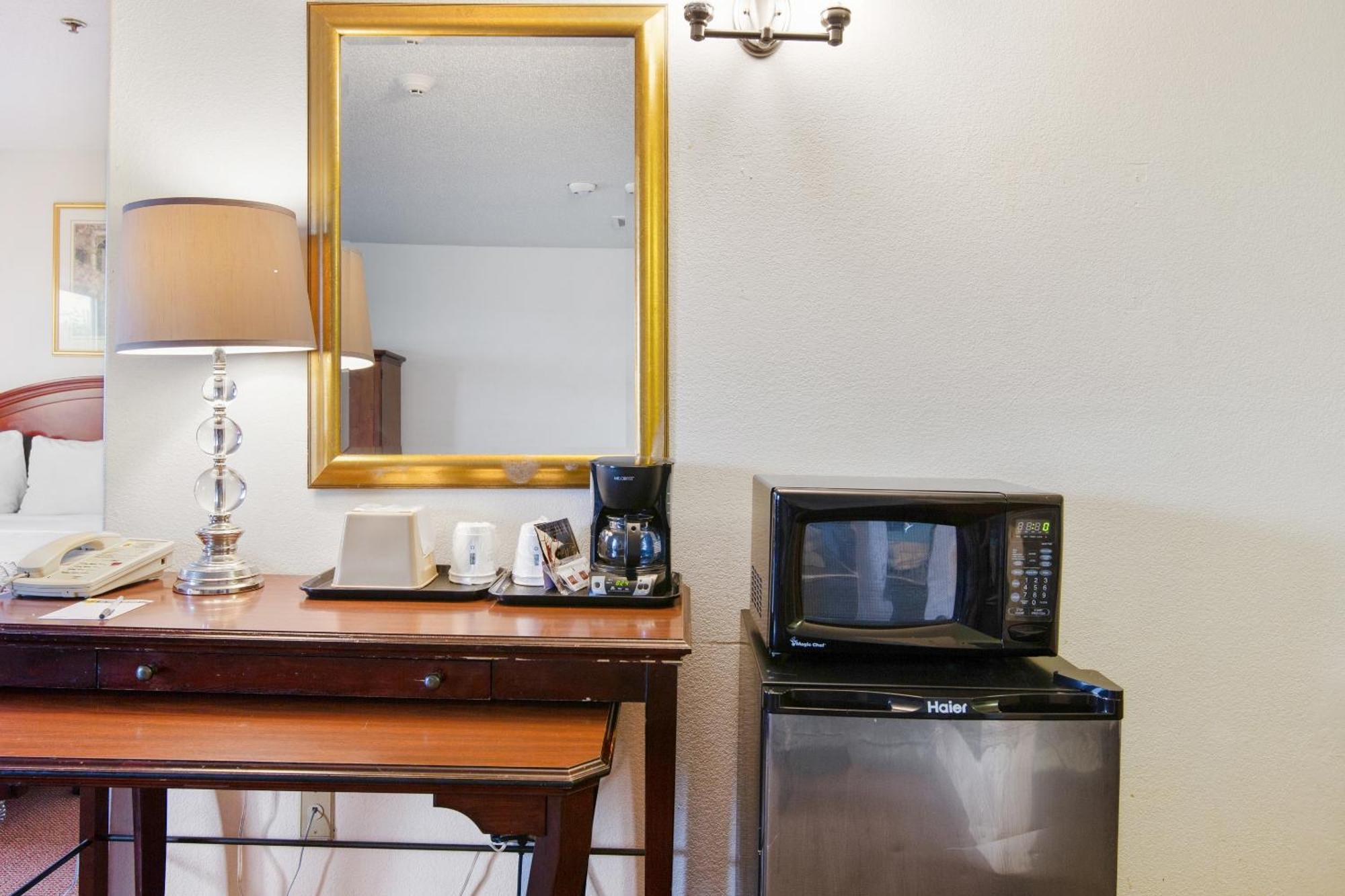 Oyo Hotel Portage I-94 Εξωτερικό φωτογραφία