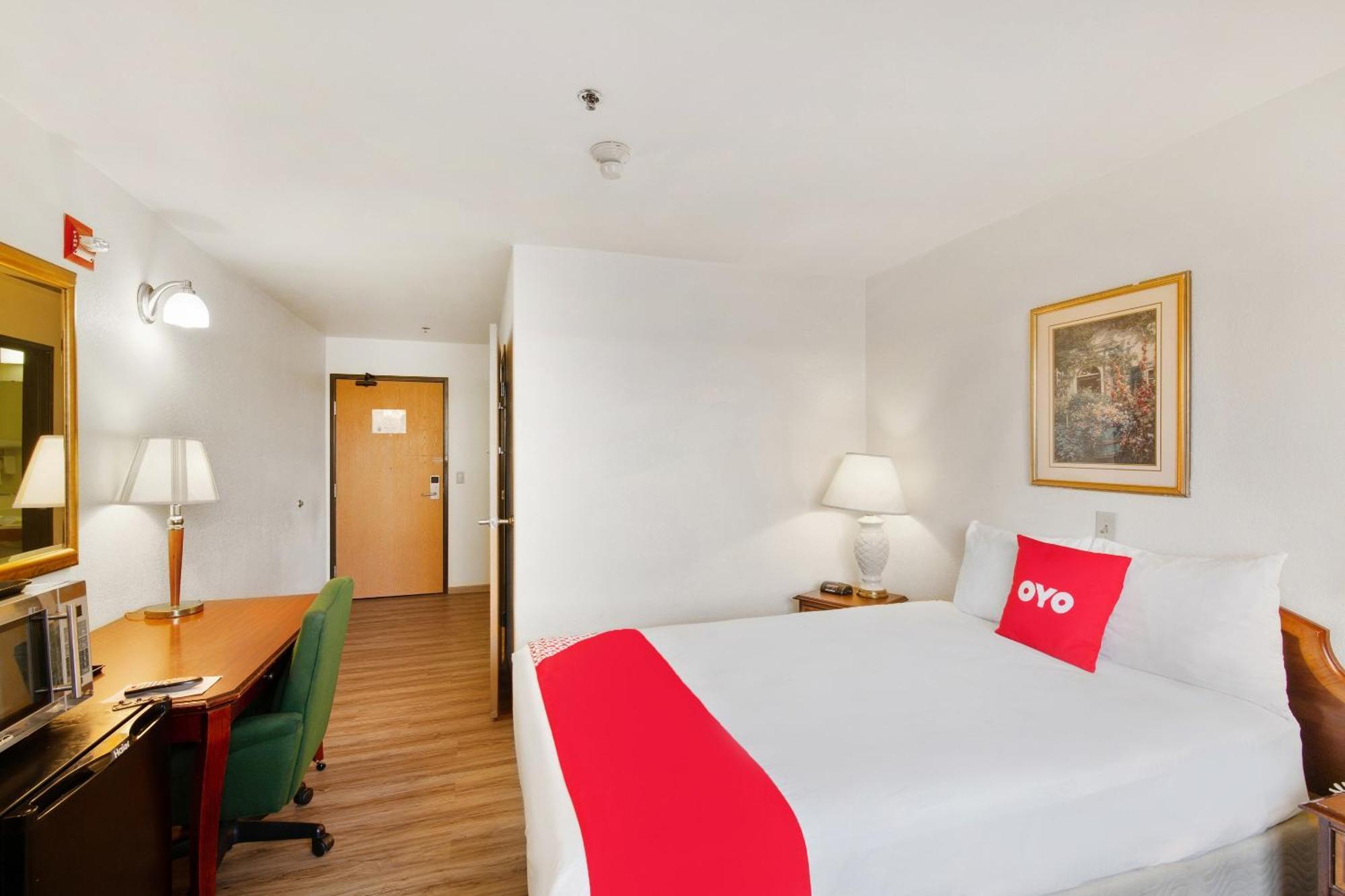 Oyo Hotel Portage I-94 Εξωτερικό φωτογραφία